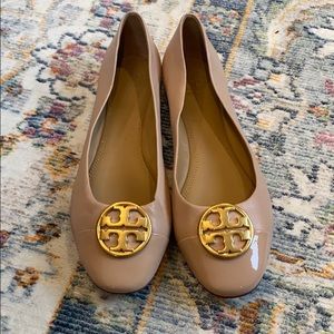 Tory Burch Nude Flats 8.5